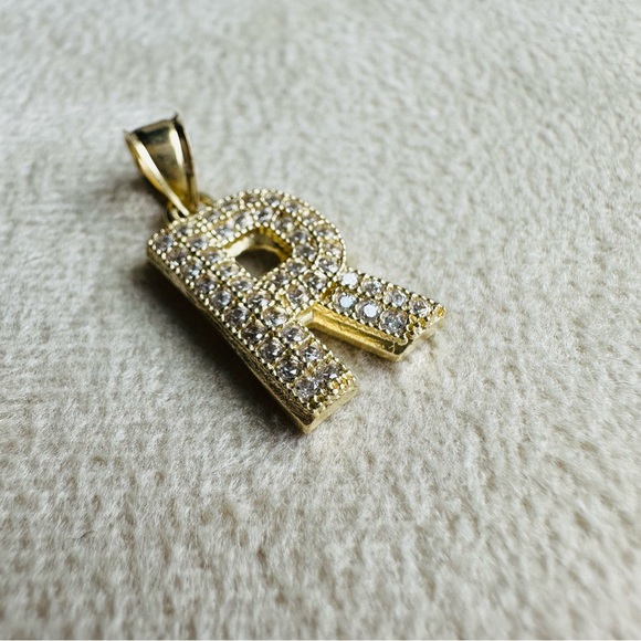 Solid 10k Gold Sparkling Pave Letter R Initial Pendant or Charm with CZ - Picture 4 of 10